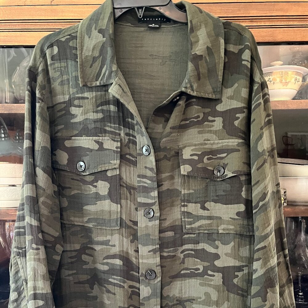 Sanctuary Gauze Camouflage Oversized Button Down Size XL So Comfy!